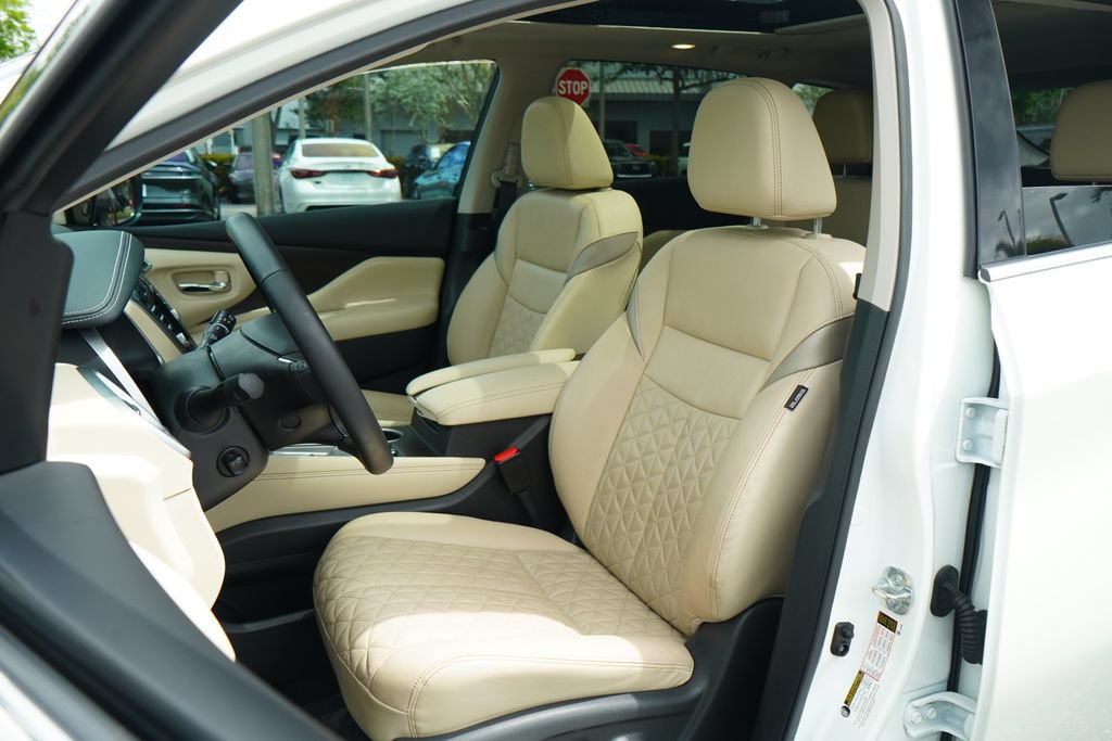 Used 2023 Nissan Murano Platinum w/ Cargo Package FWD image 14