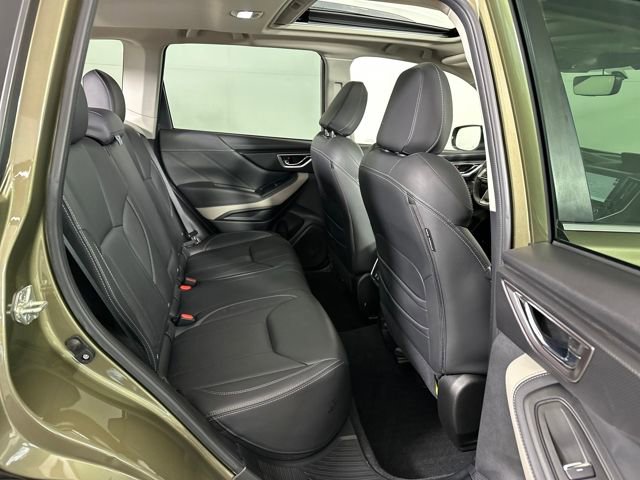 Used 2022 Subaru Forester Limited image 28