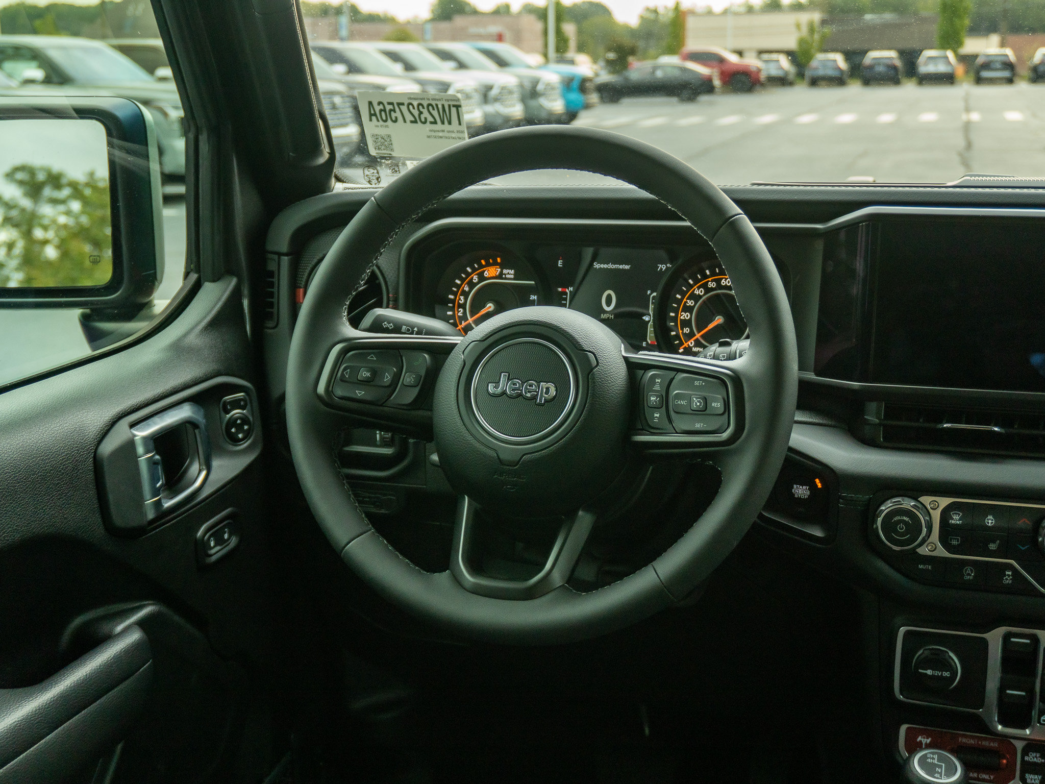 Used 2026 Jeep Wrangler Unlimited Rubicon AWD/4WD image 21