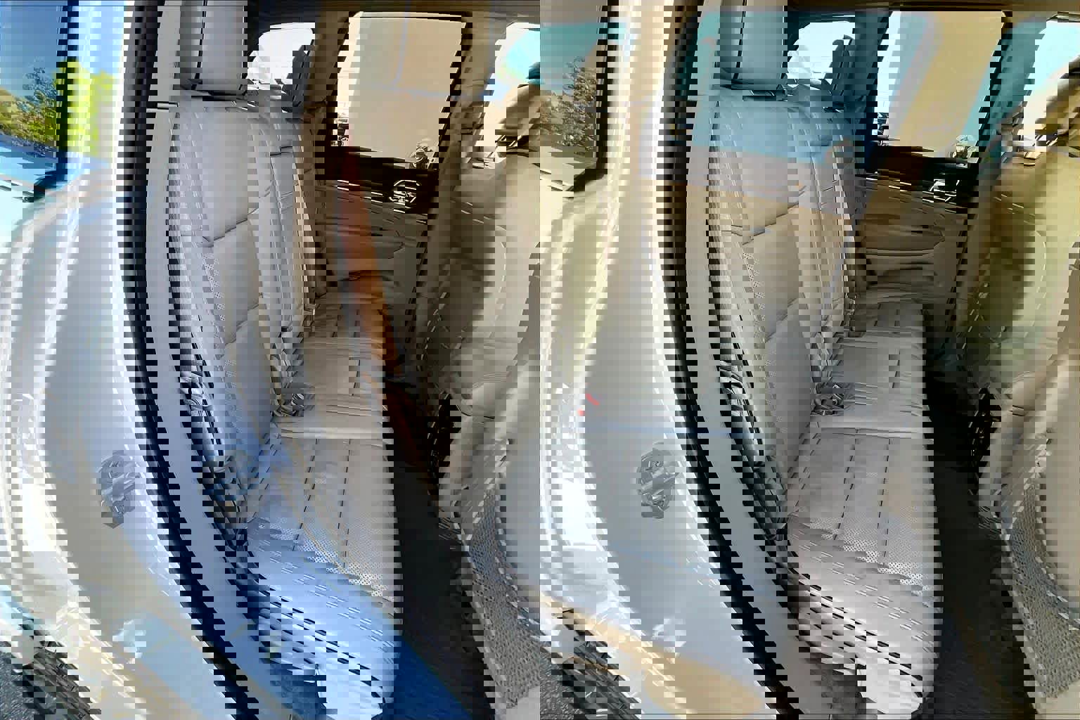 Used 2015 Jeep Grand Cherokee Overland image 21