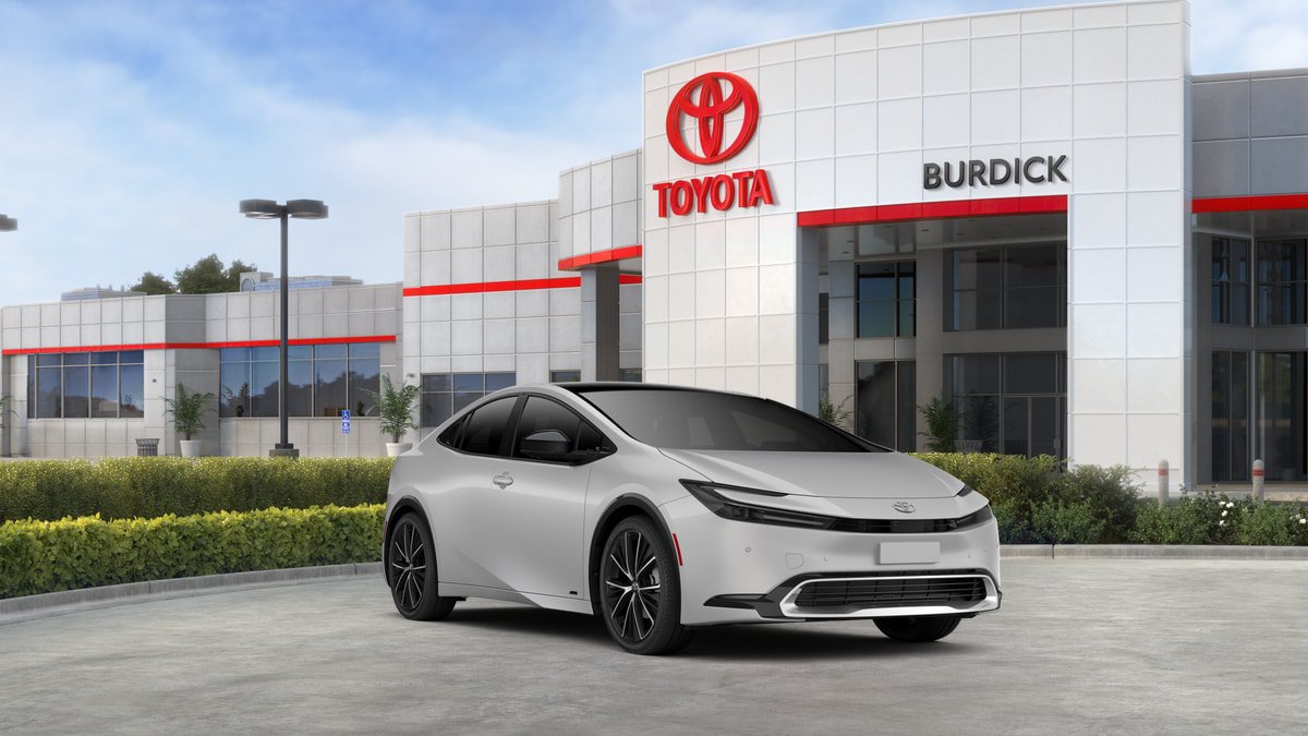 New 2027 Toyota Prius Limited w/ Limited Premium Package AWD/4WD image 17