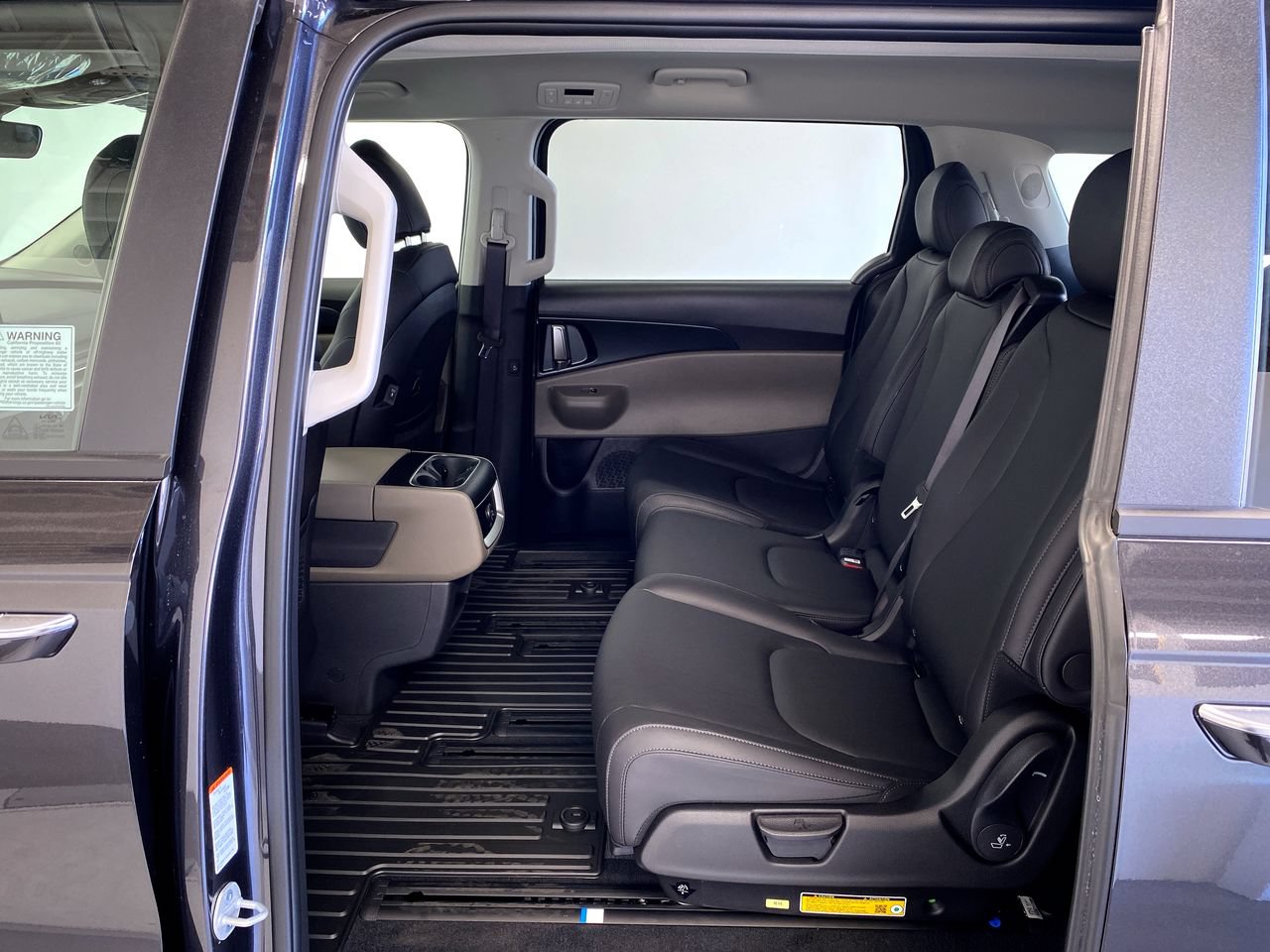New 2027 Kia Carnival LXS FWD image 33