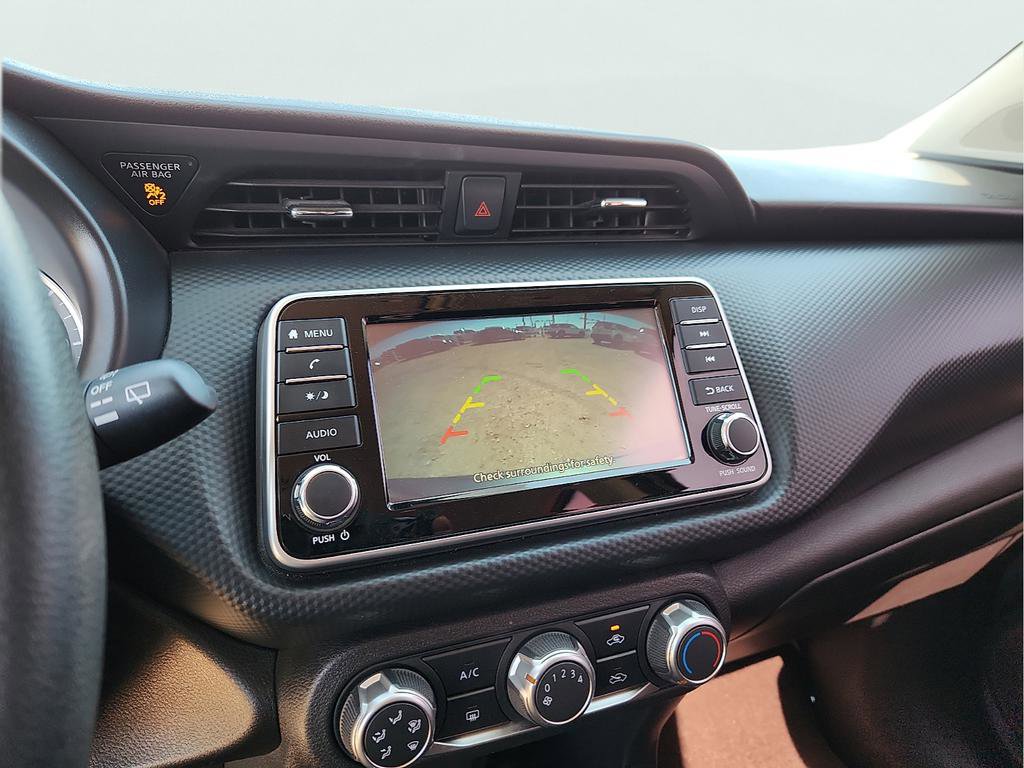 Used 2024 Nissan Kicks S image 23