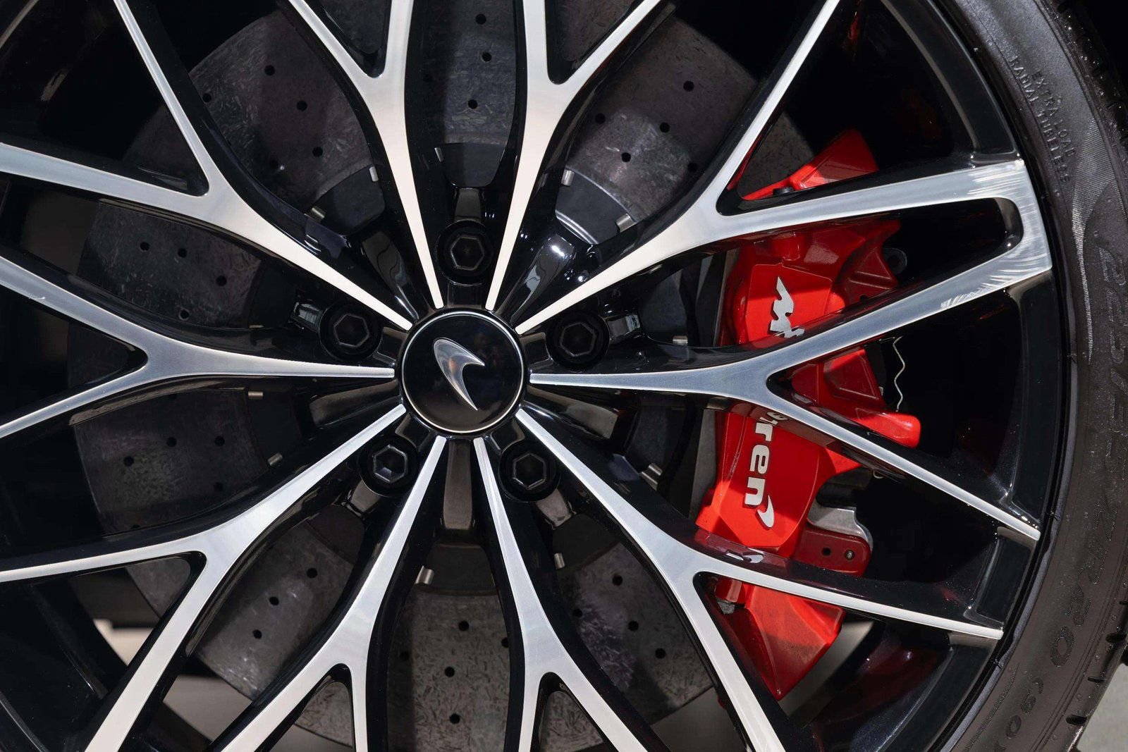 Used 2023 McLaren GT image 14