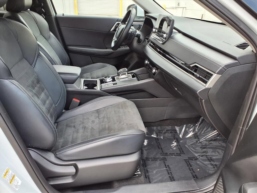 Used 2024 Mitsubishi Outlander SE FWD image 9