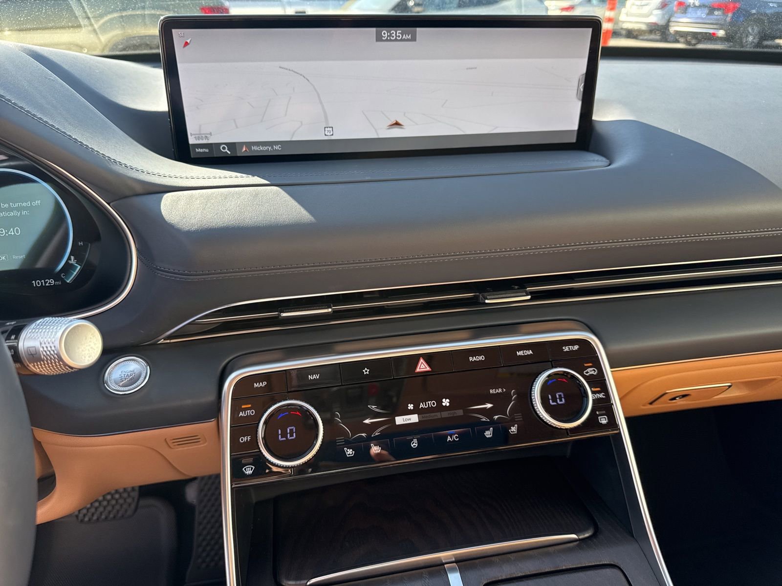 Used 2024 Genesis GV80 3.5T AWD/4WD image 29