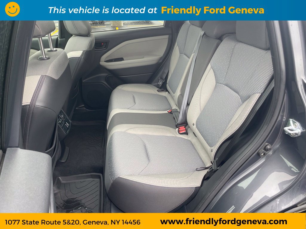 Used 2025 Subaru Forester Premium AWD/4WD image 28