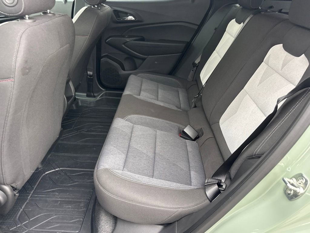 Used 2024 Chevrolet Trax RS w/ Driver Confidence Package image 14