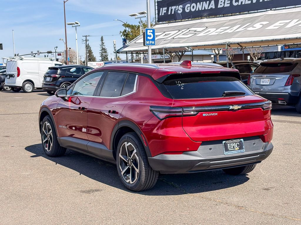 New 2026 Chevrolet Equinox EV LT image 2