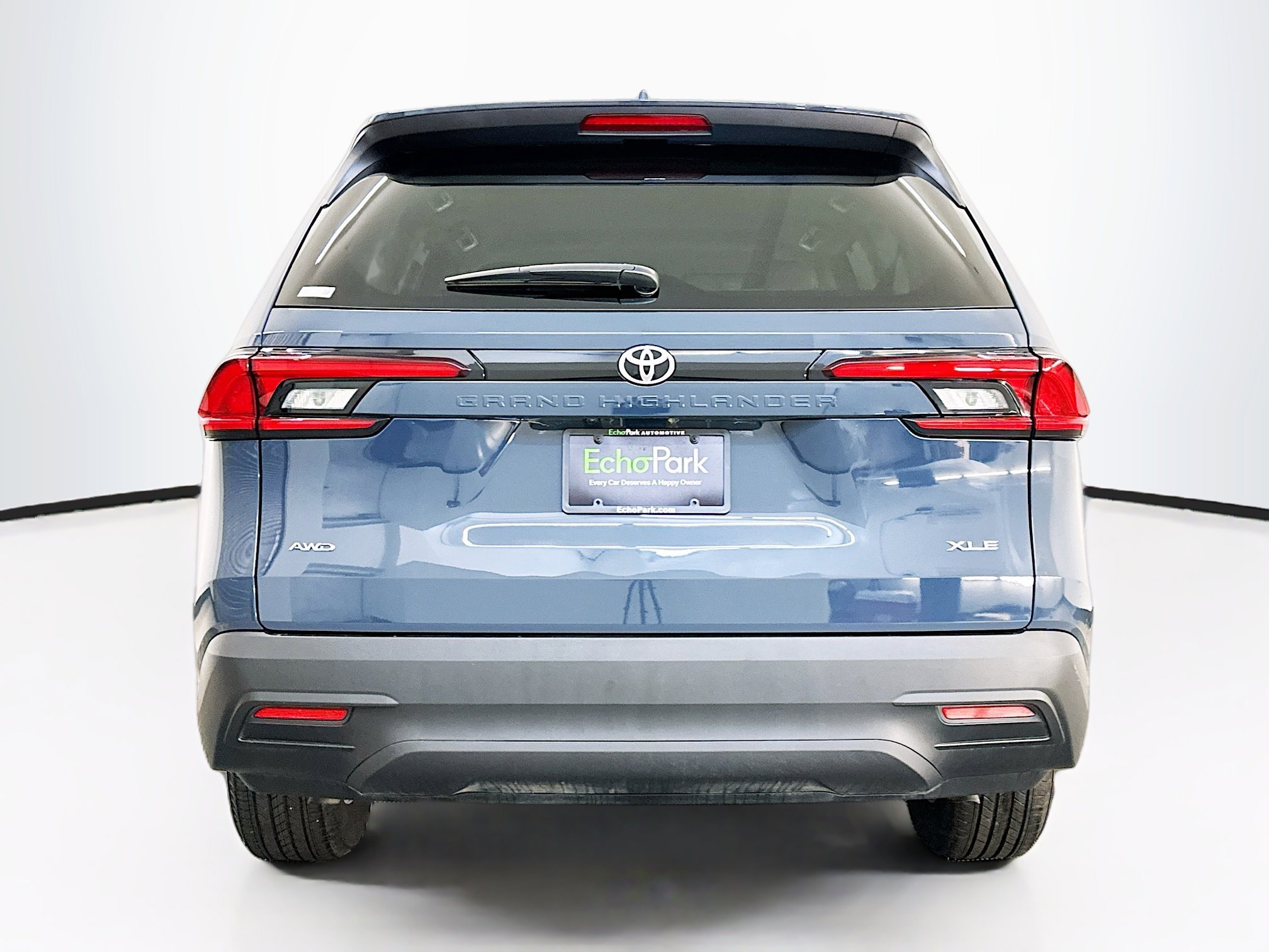 Used 2025 Toyota Grand Highlander AWD image 7