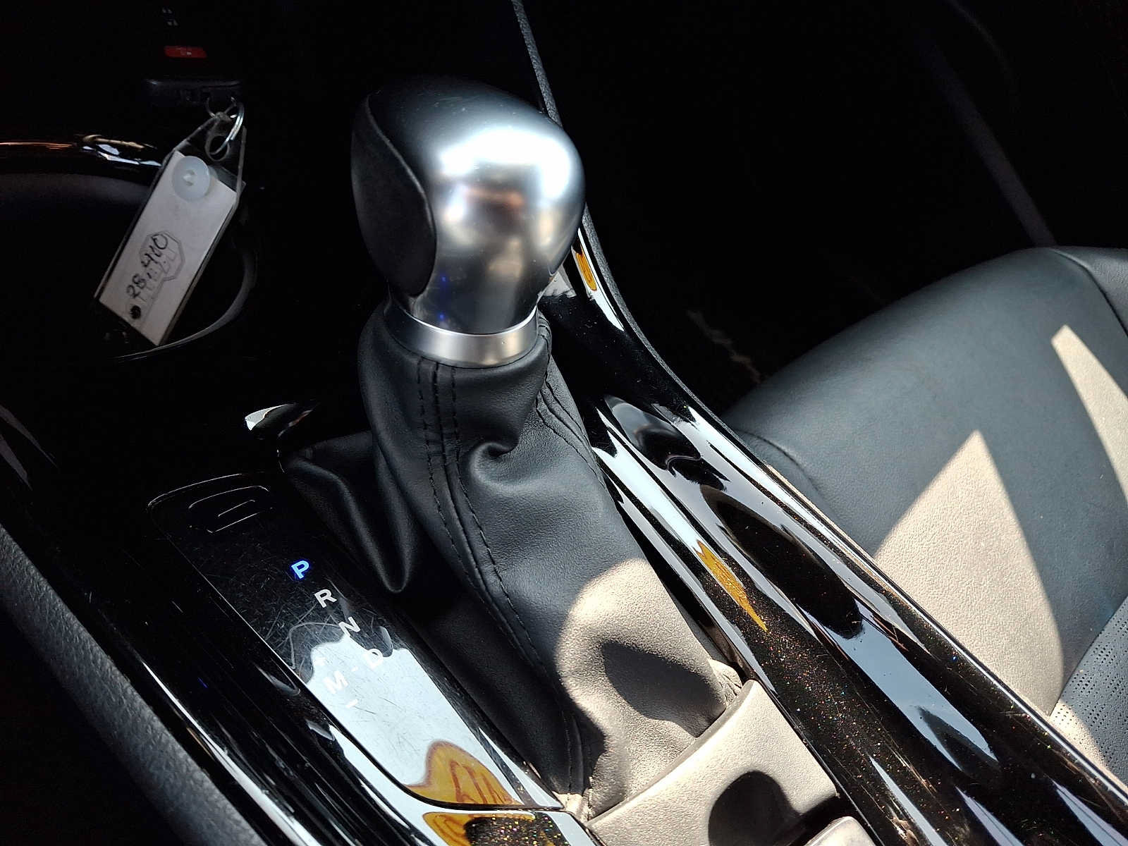 Used 2019 Toyota C-HR Limited FWD image 14