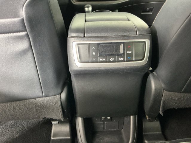 Used 2017 Toyota Highlander Plus AWD/4WD image 23