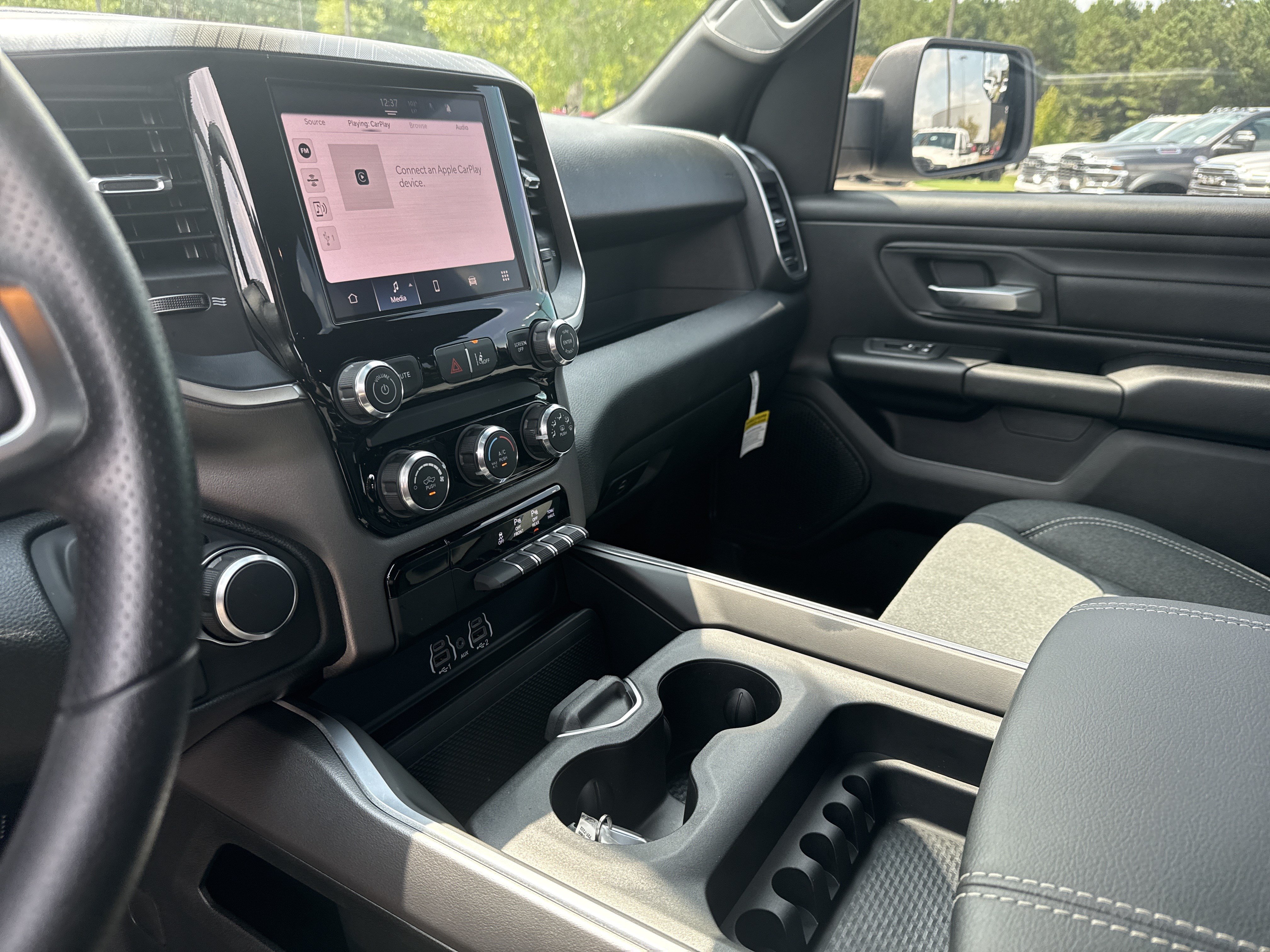 New 2026 RAM 1500 Express AWD/4WD image 26