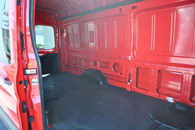 Used 2024 Ford E-Transit 148 High Roof Extended RWD image 13