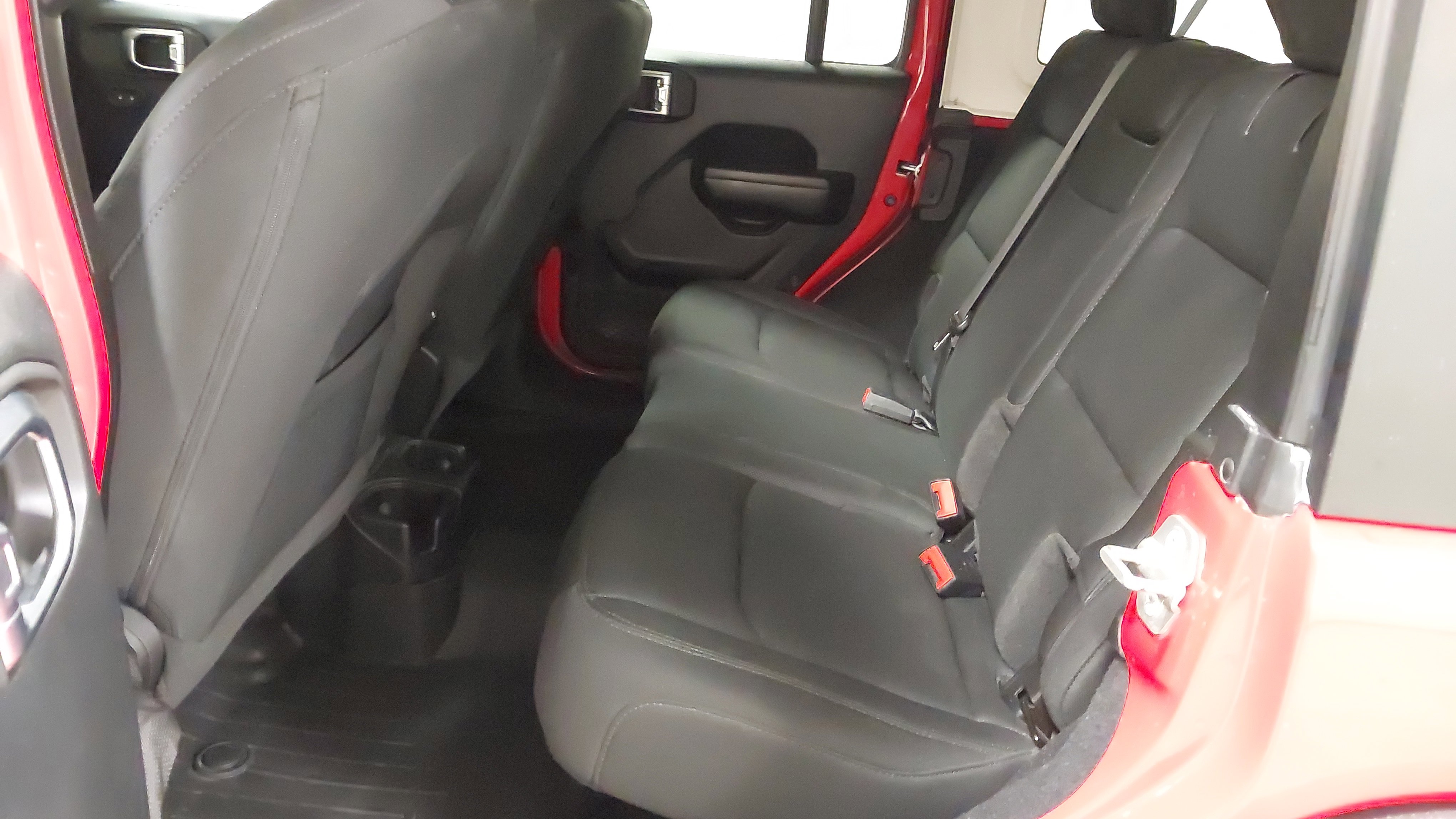 Used 2020 Jeep Wrangler Unlimited Sport S image 37