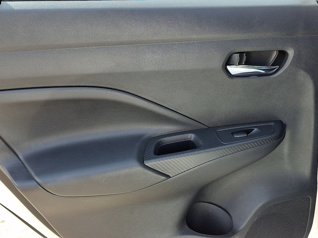 Used 2024 Nissan Versa SV FWD image 17