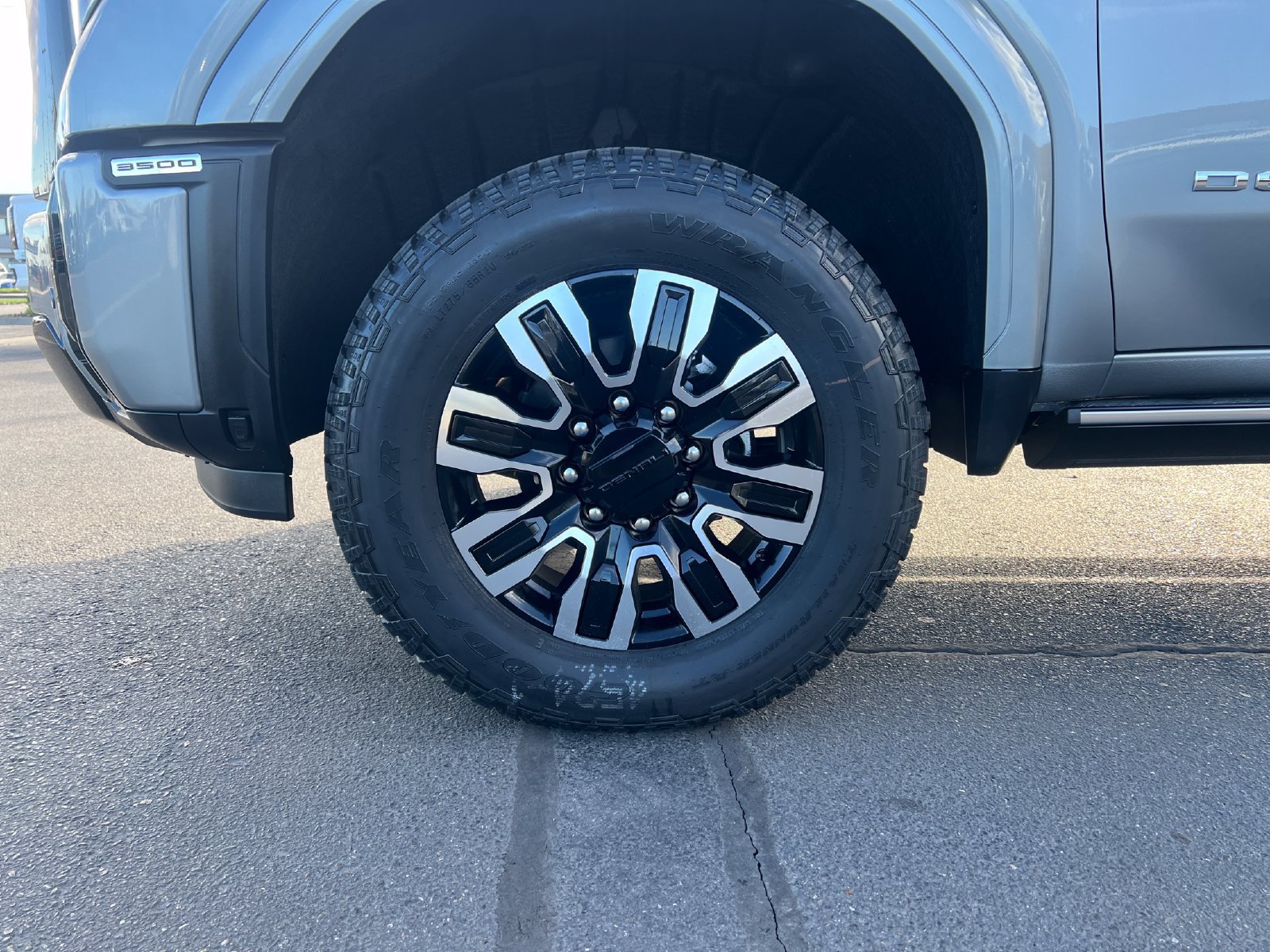 New 2026 GMC Sierra 3500 Denali Ultimate AWD/4WD image 31