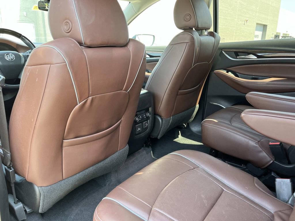Used 2019 Buick Enclave Avenir w/ Avenir Technology Package image 21