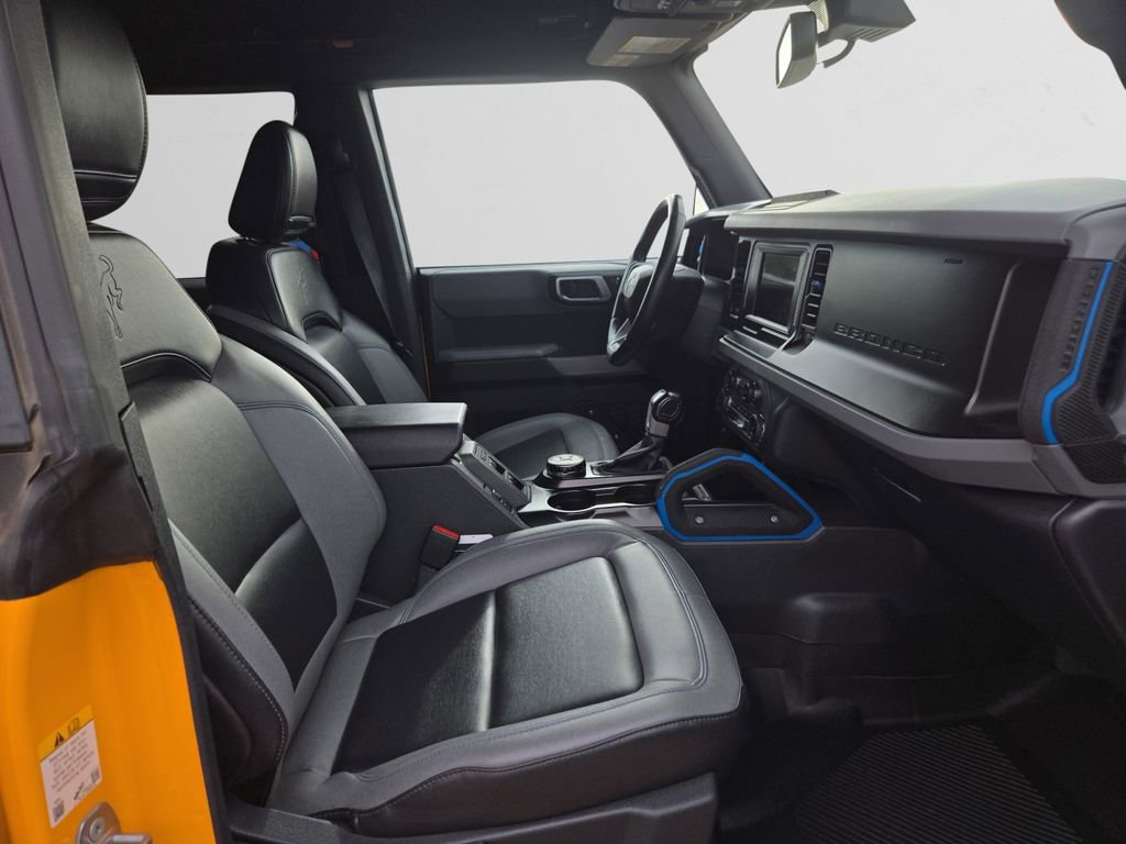 Used 2022 Ford Bronco Black Diamond AWD/4WD image 17