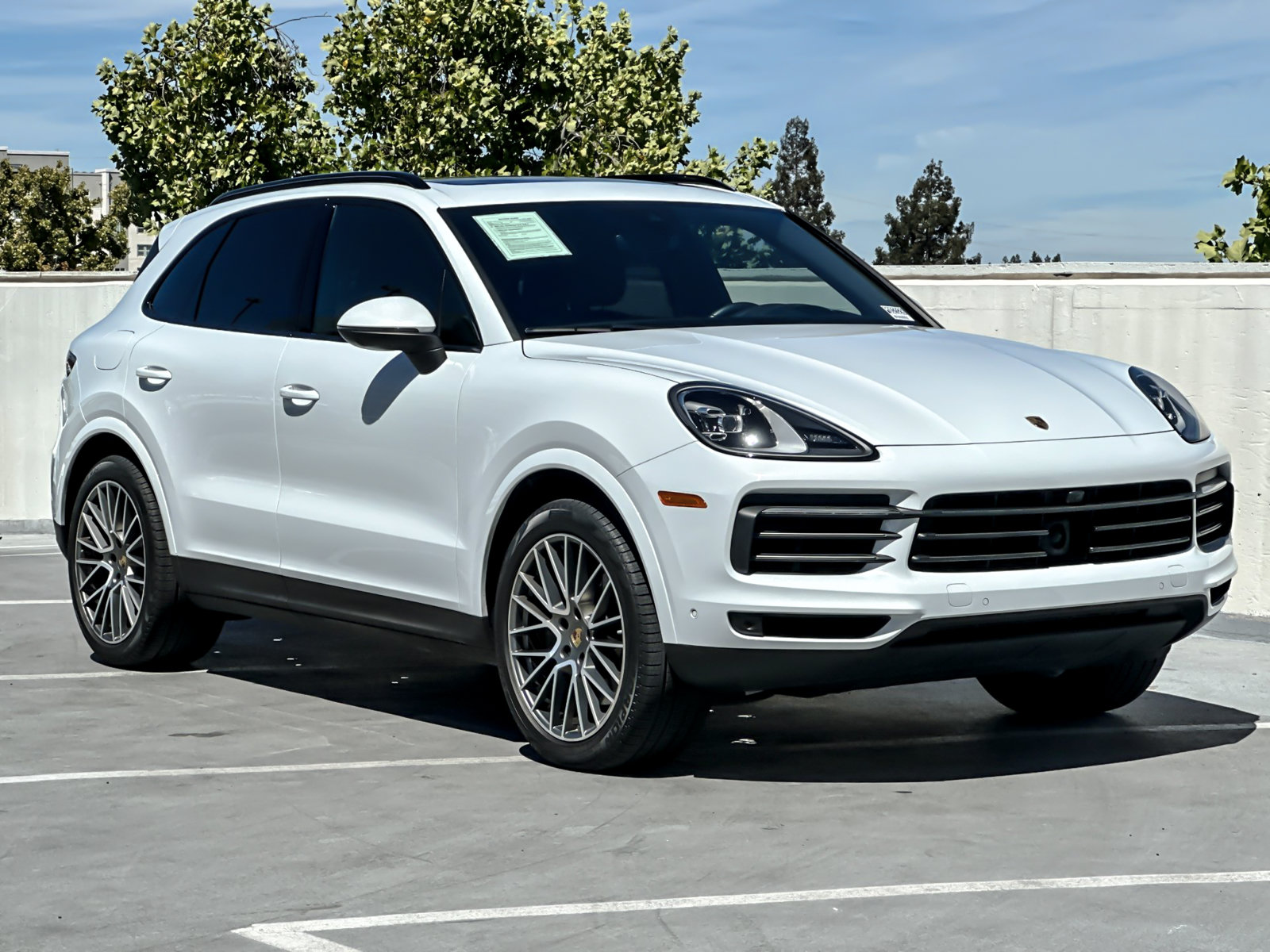 Used 2023 Porsche Cayenne Platinum Edition AWD/4WD image 11