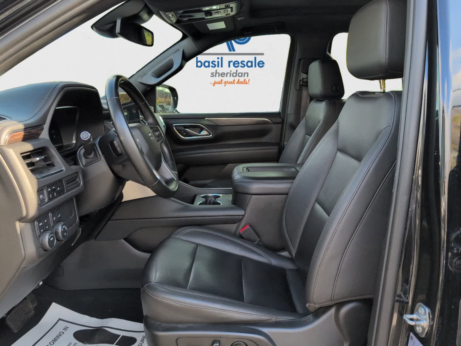 Used 2023 Chevrolet Suburban Z71 AWD/4WD image 14