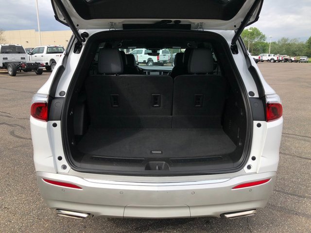Used 2024 Buick Enclave Premium image 32
