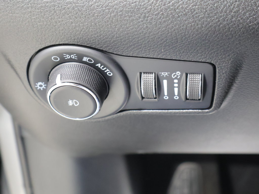 Certified 2024 Jeep Compass Limited AWD/4WD image 31