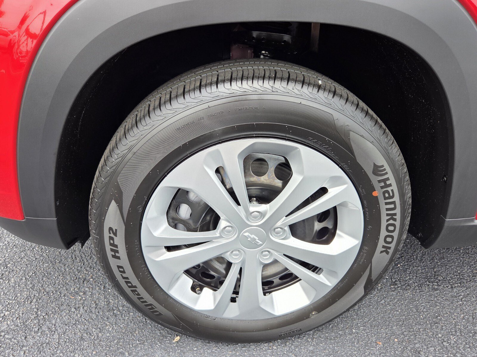 New 2026 Chevrolet Trax LS w/ Driver Confidence Package FWD image 4