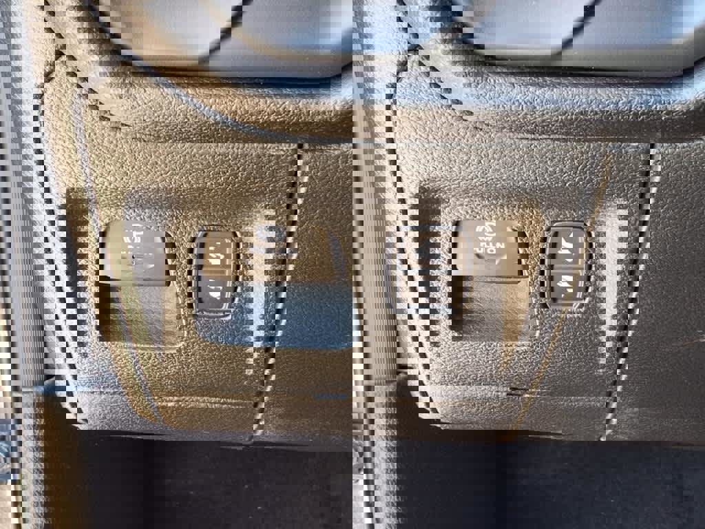 Used 2023 RAM 1500 Laramie image 15