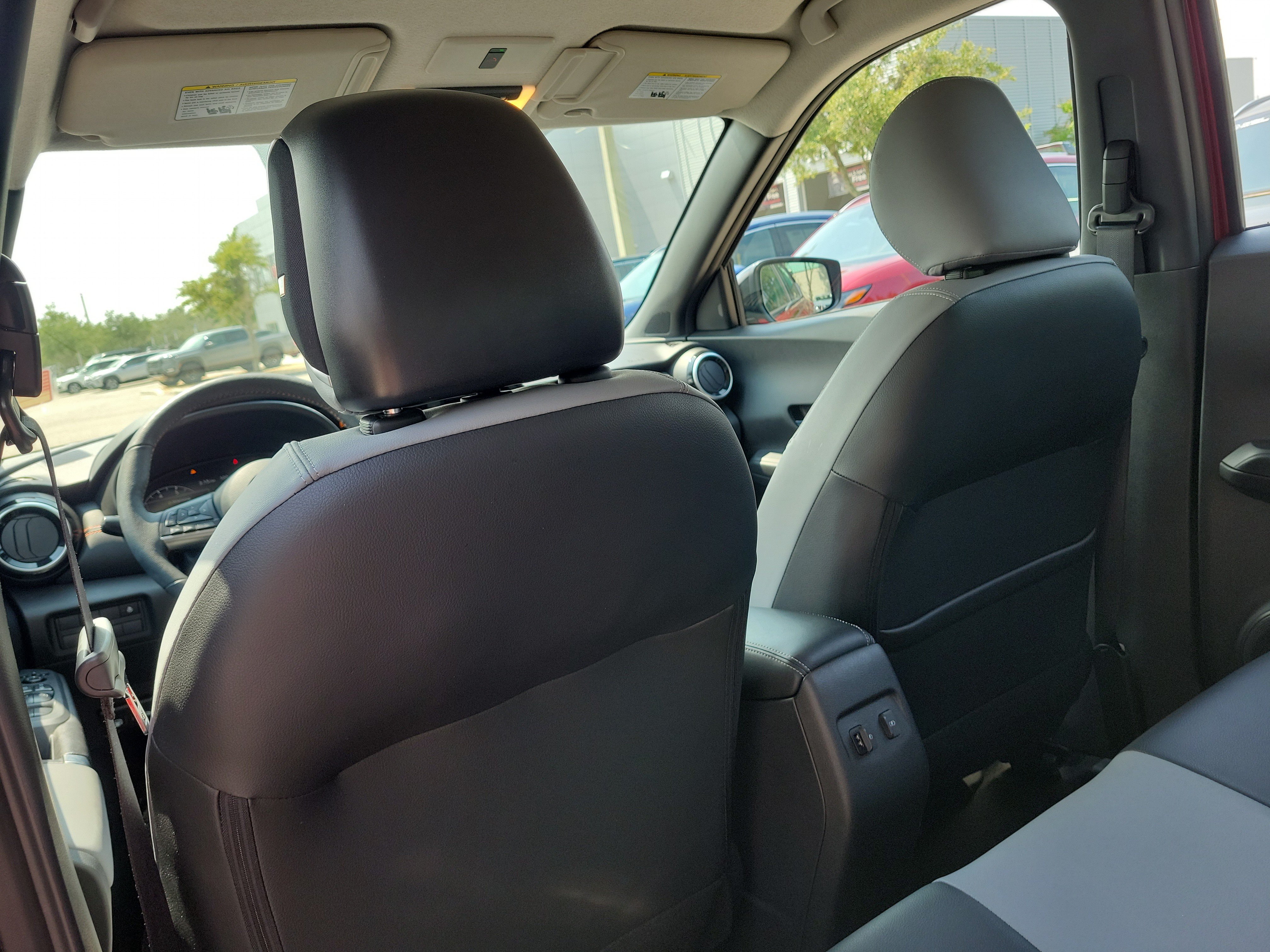 Certified 2024 Nissan Kicks SR w/ SR Premium Package FWD image 19