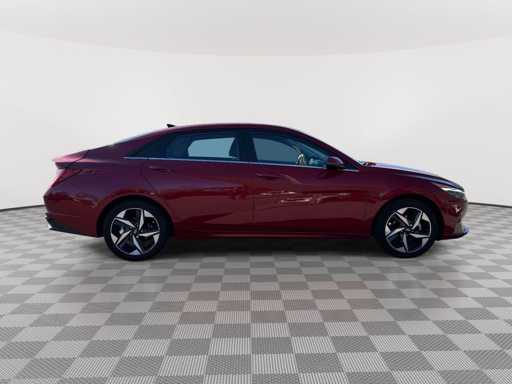 Used 2023 Hyundai Elantra Limited FWD image 8
