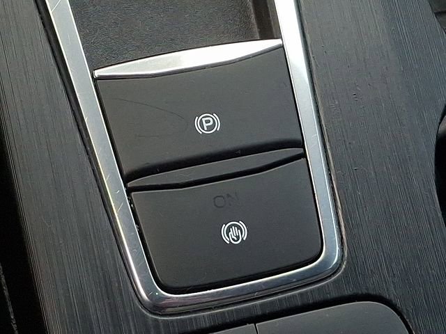 Used 2025 Ford Escape ST-Line Select image 26