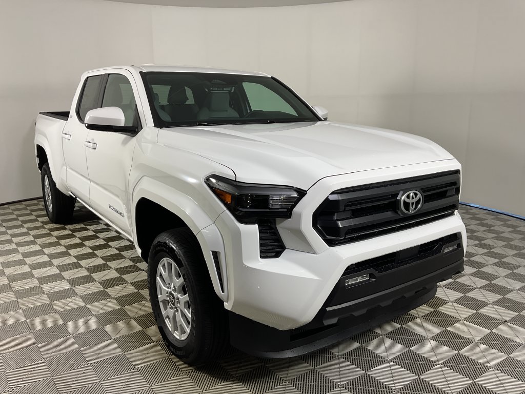 New 2026 Toyota Tacoma SR5