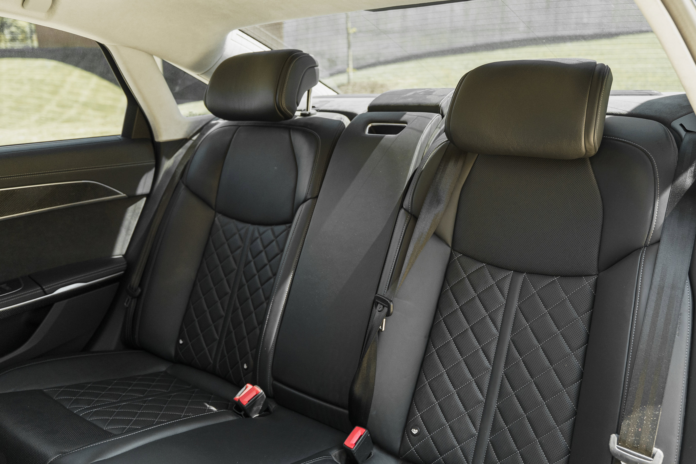 Certified 2022 Audi S8 AWD/4WD image 24