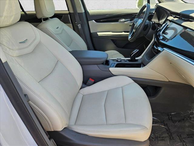 Used 2020 Cadillac XT6 Premium Luxury AWD/4WD image 24