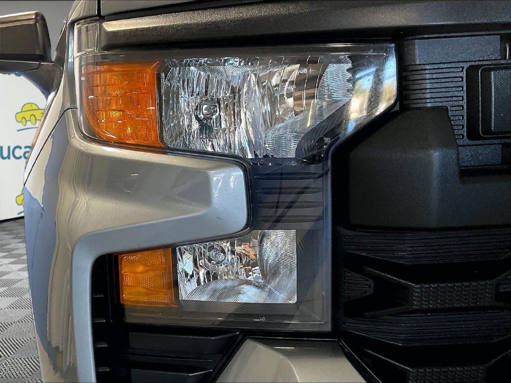 Used 2023 Chevrolet Silverado 1500 Custom AWD/4WD image 32