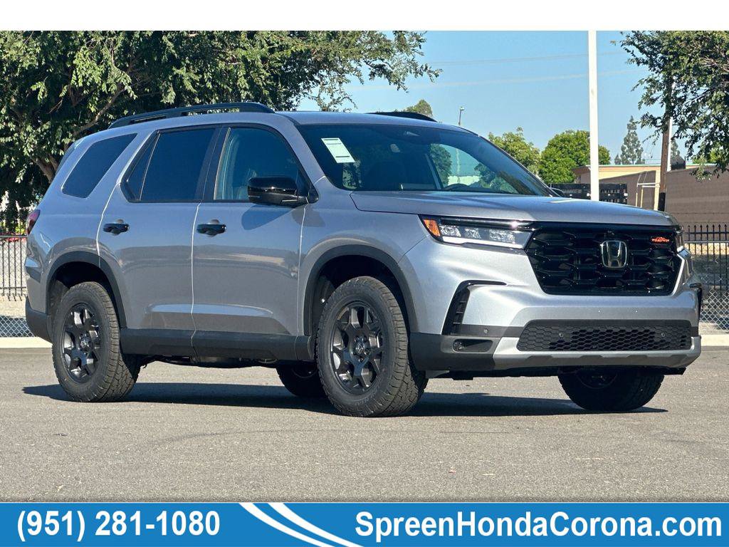Used 2025 Honda Pilot TrailSport