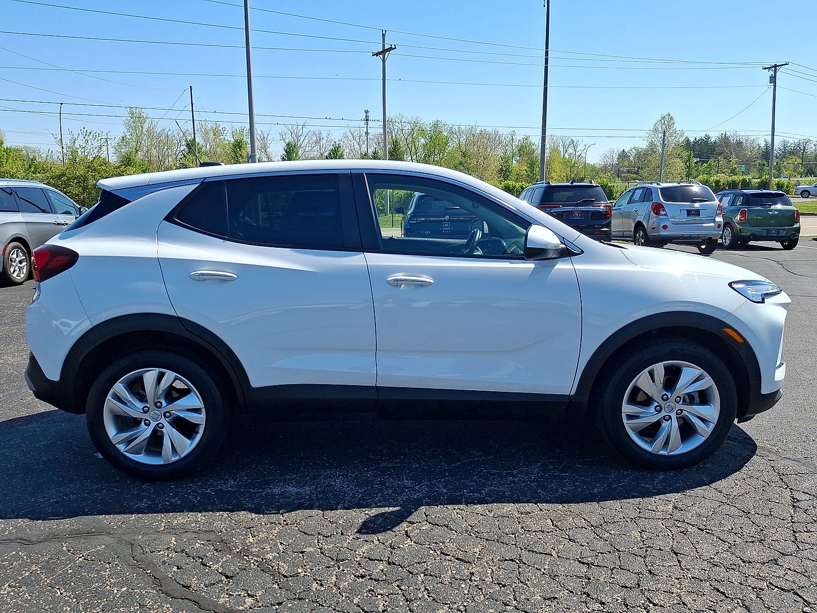 Used 2024 Buick Encore GX Preferred FWD image 25