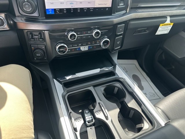 New 2025 Ford F250 Lariat w/ Lariat Ultimate Package image 35