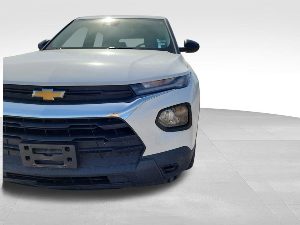 Used 2023 Chevrolet TrailBlazer LS image 9