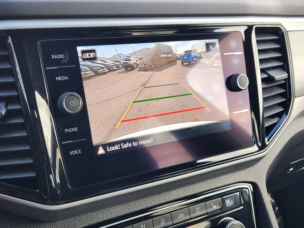 Used 2021 Volkswagen Atlas Cross Sport SEL Premium image 13