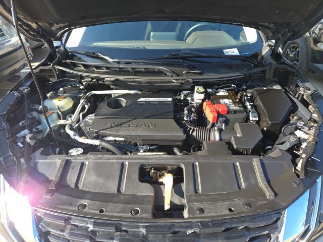 Used 2022 Nissan Rogue SV image 34