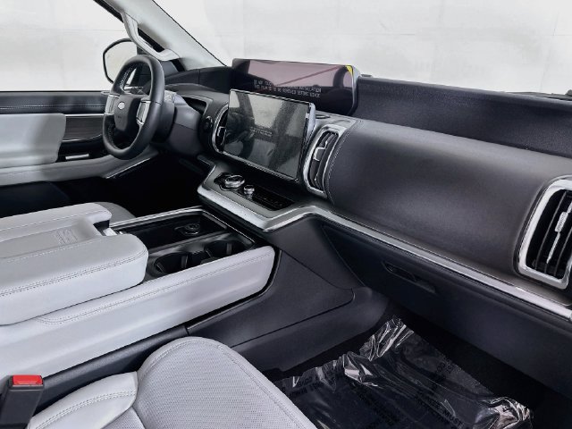 New 2027 Ford Expedition Platinum AWD/4WD image 32