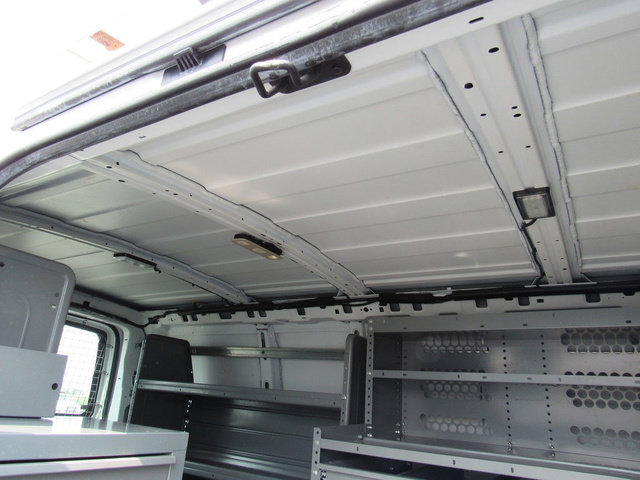 Used 2015 Chevrolet Express 2500 RWD image 19