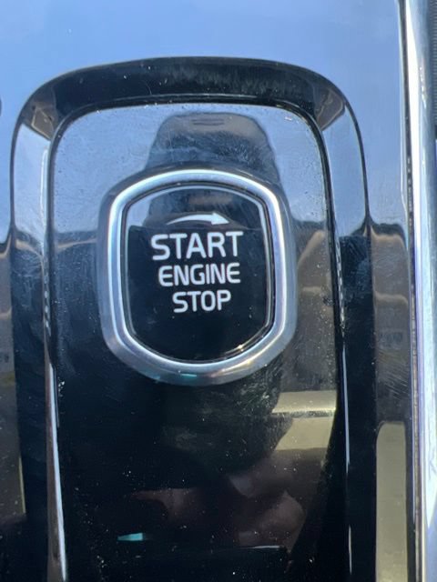 Used 2023 Volvo S60 B5 Plus AWD/4WD image 19