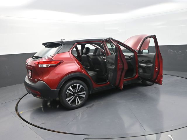 Used 2019 Nissan Kicks SR w/ SR Premium Package image 16