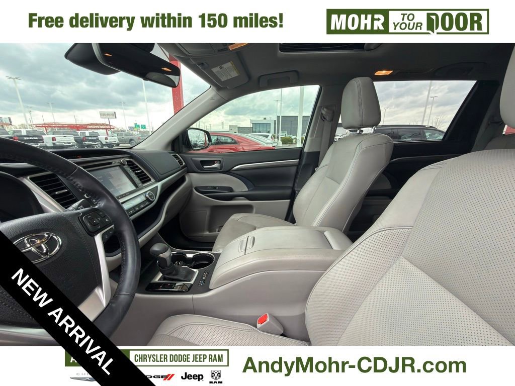 Used 2017 Toyota Highlander Limited image 17