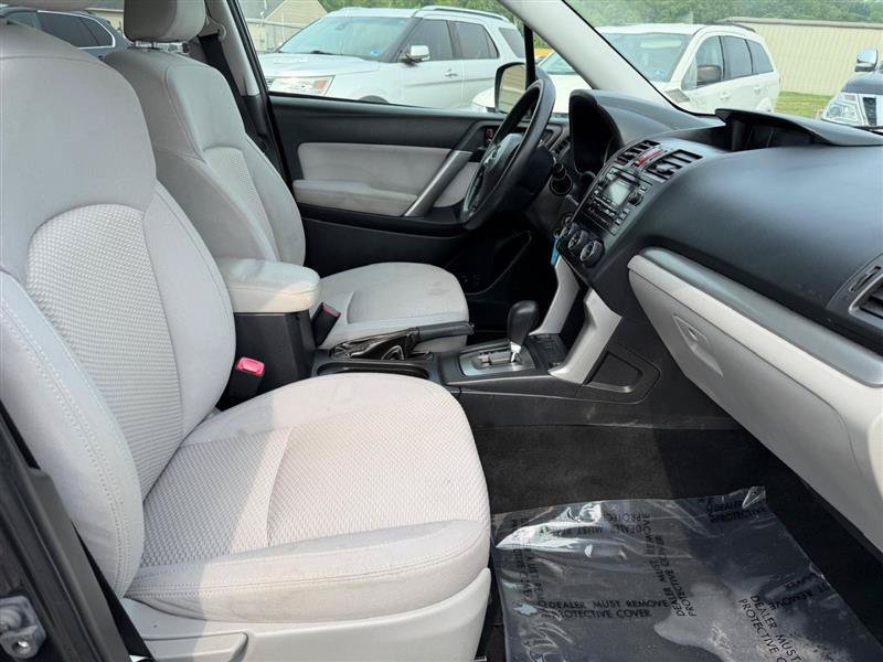Used 2015 Subaru Forester 2.5i Premium w/ All-Weather Package AWD/4WD image 10
