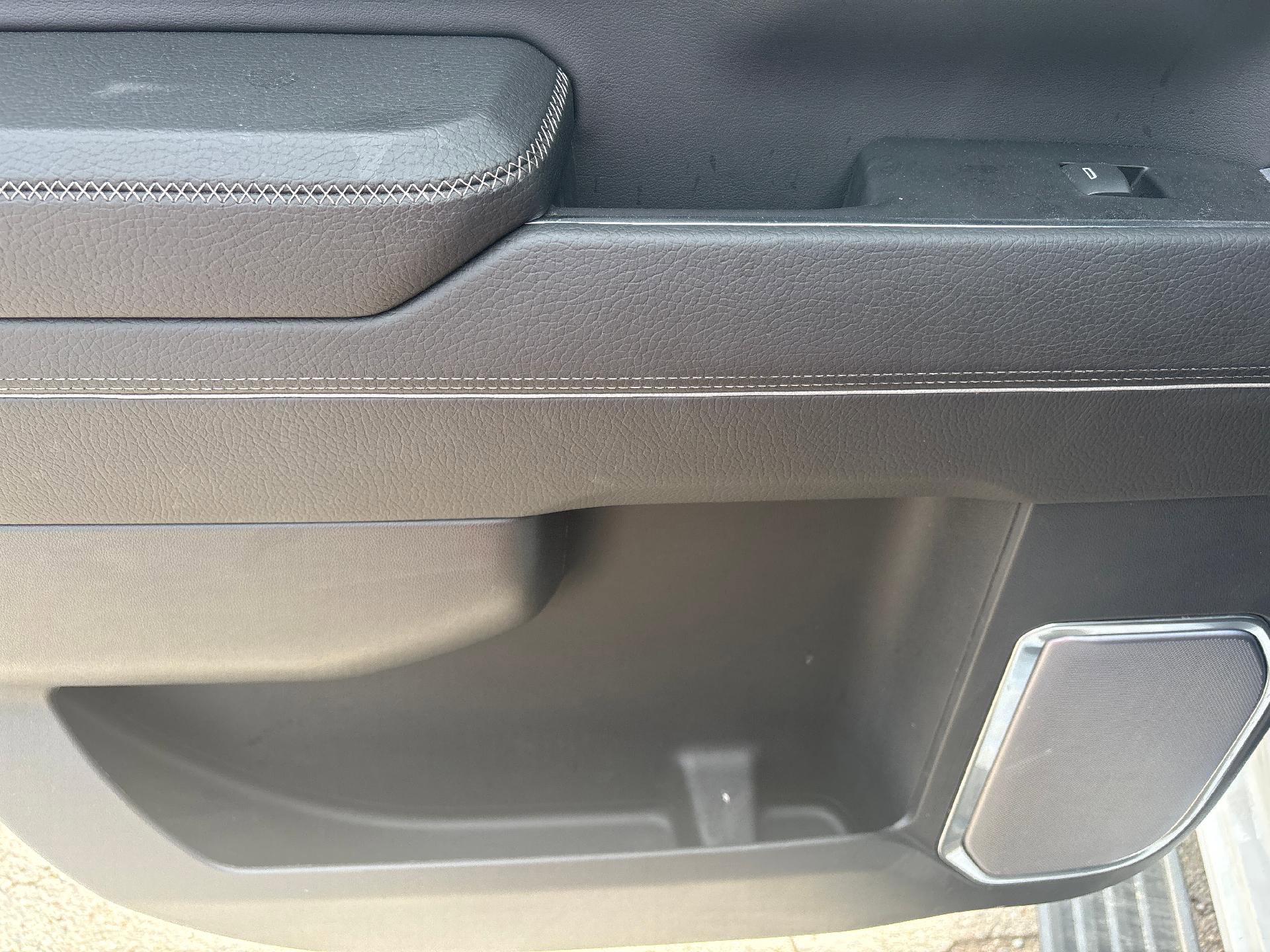 Used 2024 GMC Sierra 2500 Denali w/ Denali Reserve Package image 33