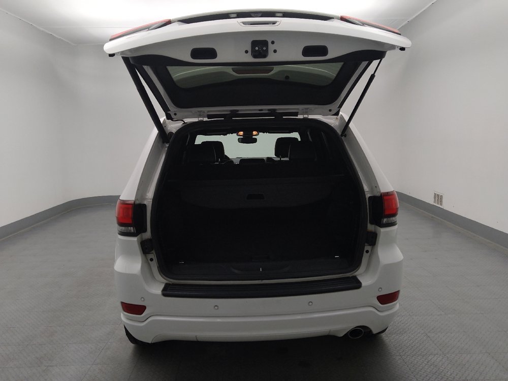Used 2019 Jeep Grand Cherokee Altitude RWD image 29